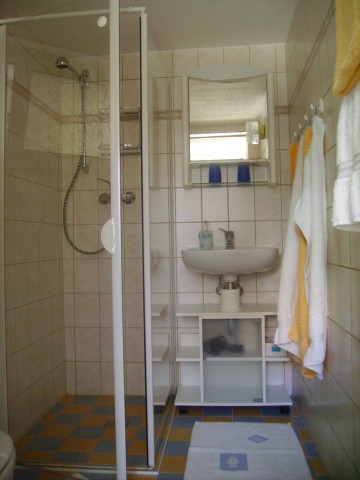 Dusche und Waschplatz Ferienwohnung Nowak